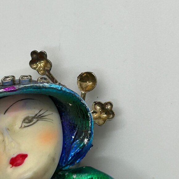 Vintage Art Deco Flapper Lady Brooch Pin Face Iridescent Rainbow 1980s Jewelry - Picture 5 of 12